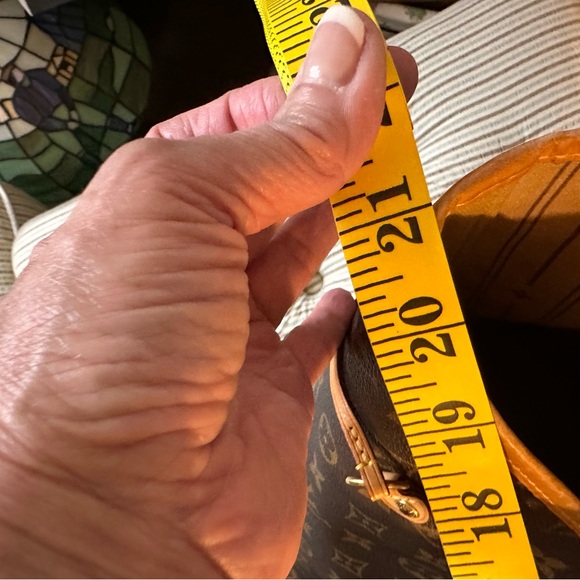 Louis Vuitton Classic Brown Monogram πππ«ππ§ππͺπ‘π‘ Tote ππ ππ€π€π πΎπ€π£πππ©ππ€π£ - Picture 11 of 16